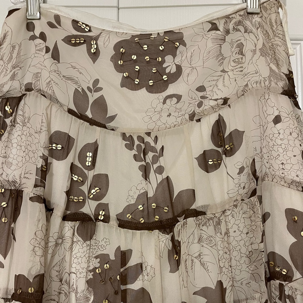 Fully lined silk autumn leaf skirt Size med .. side zipper